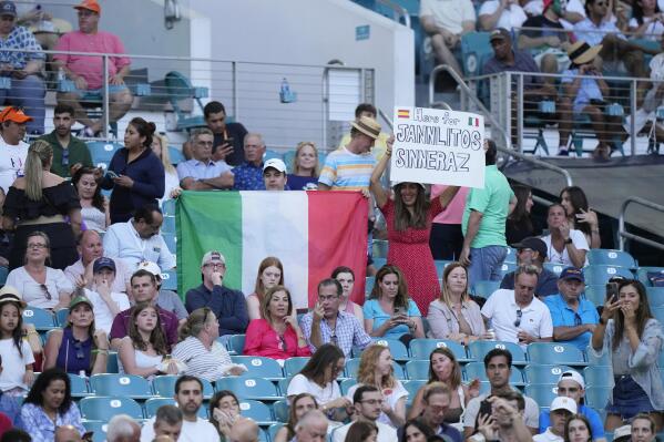 Italy's Jannik Sinner stuns top-ranked Carlos Alcaraz of Spain in Miami  Open semis