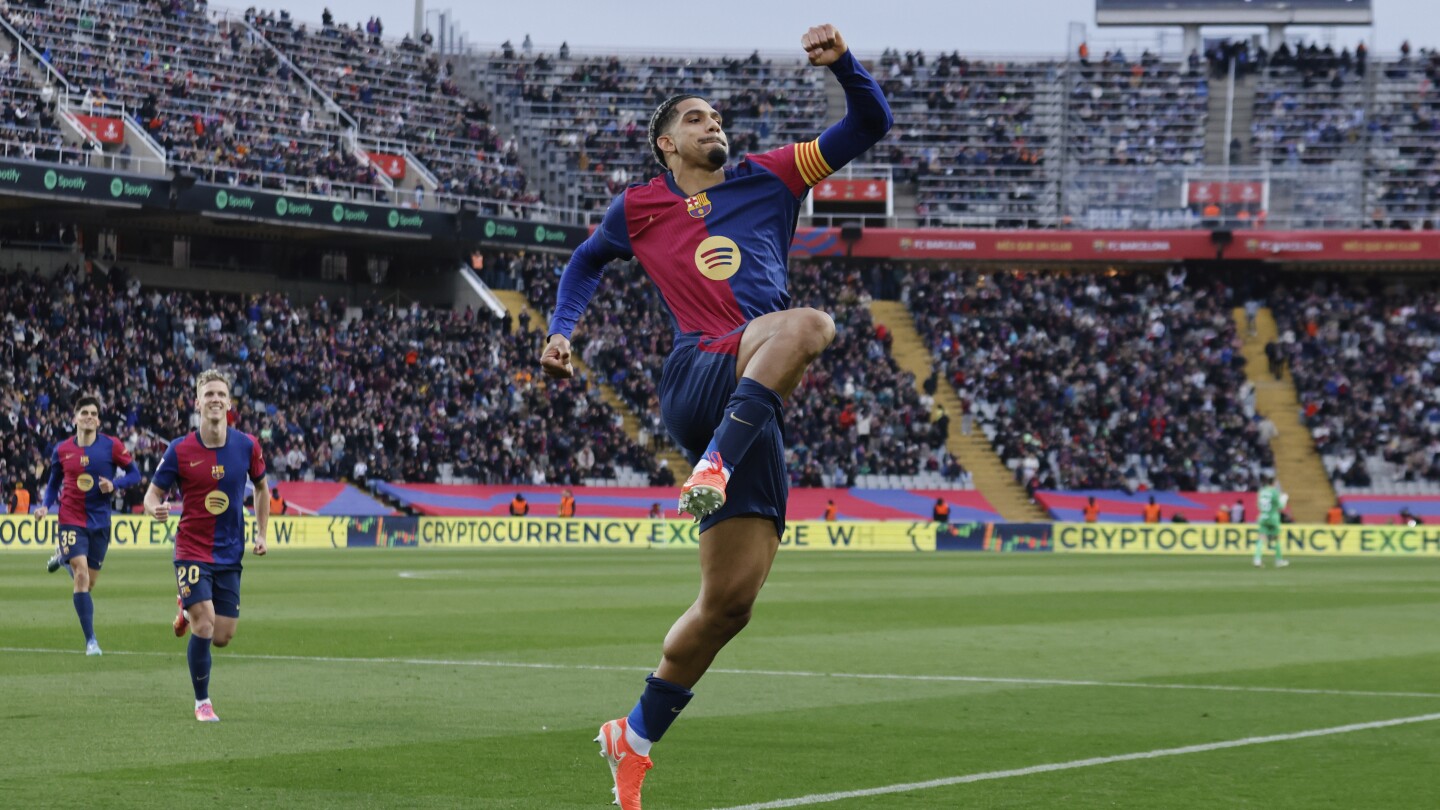 Barcelona defeats Real Sociedad 4-0, tops LaLiga standings