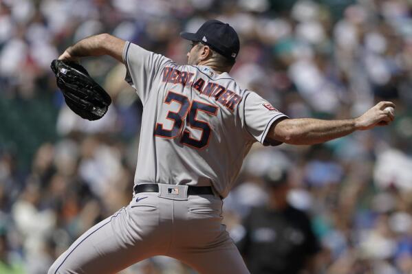 Old but gold: At 39, Verlander makes push for Cy Young award