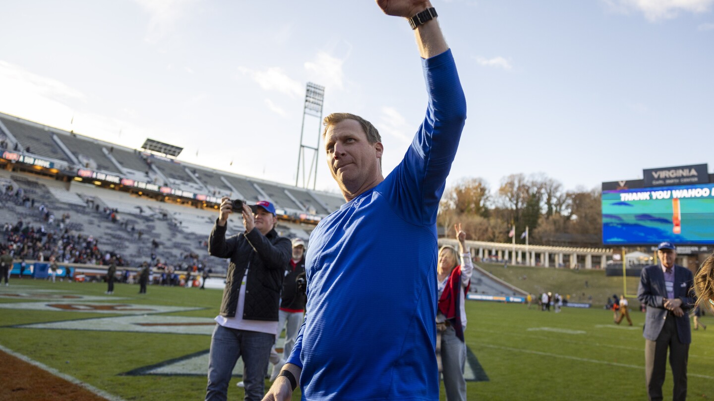 College Football's Early Signing Period Begins