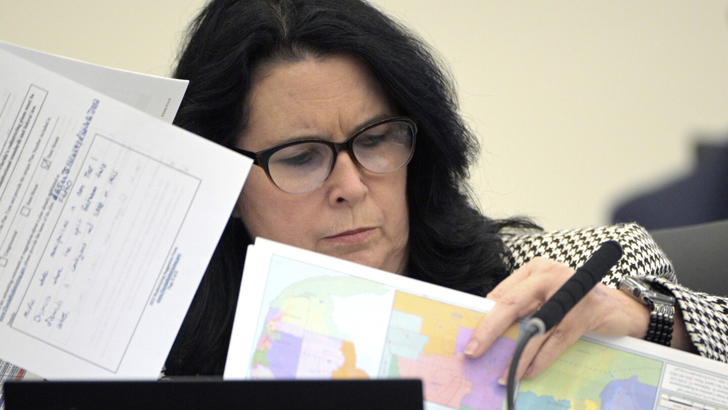 La carte de redécoupage de DeSantis en Floride est inconstitutionnelle et doit être redessinée, selon le juge