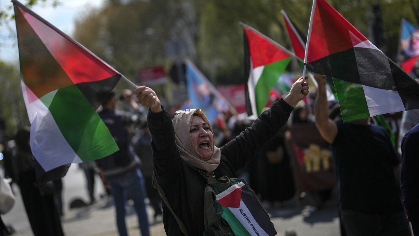 Turkey and Israel announce trade barriers on each other as relations deteriorate over Gaza