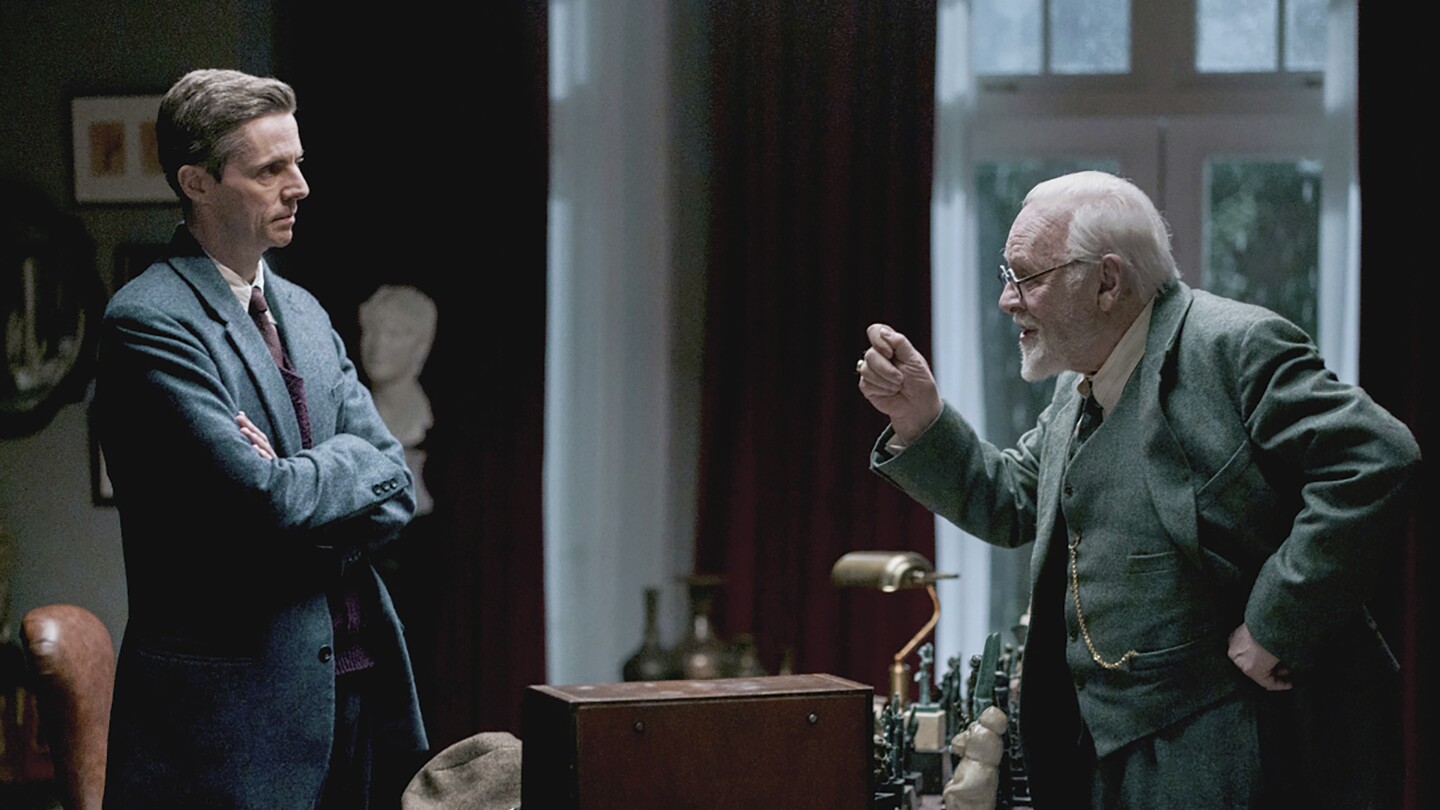Преглед на филма: Антъни Хопкинс блести в „Последната сесия на Фройд“