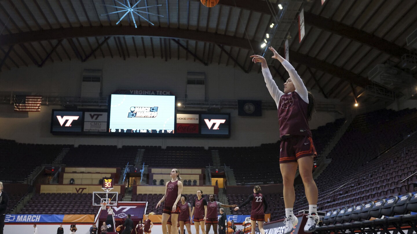 Virginia Tech се готви да участва в турнира на NCAA без звездата Елизабет Китли