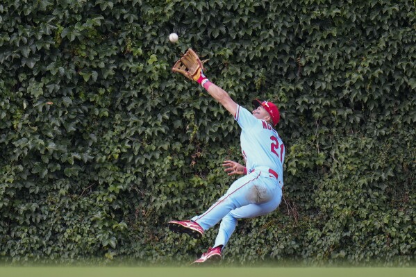 Cody Bellinger hits 2-run homer as Chicago Cubs edge St. Louis Cardinals 4-3