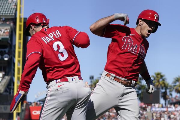 Phillies trying to hold on, end lengthy postseason drought