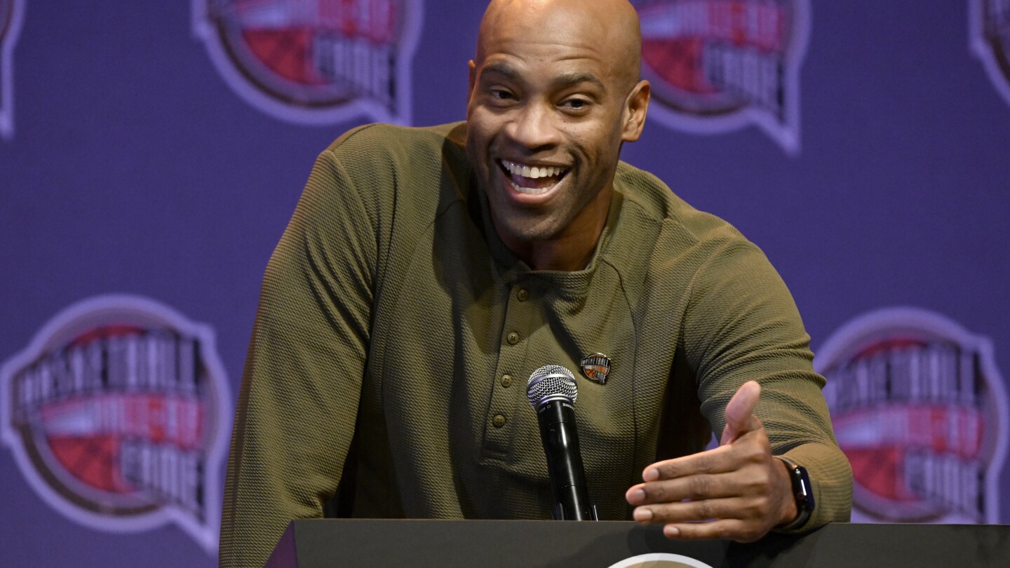 Carter and McGrady Pursue Stake in Bills