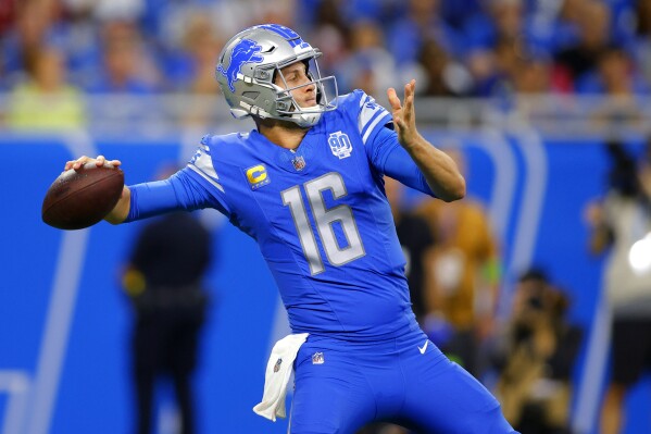 Jared Goff throws and runs for TDs, helping the Lions bounce back