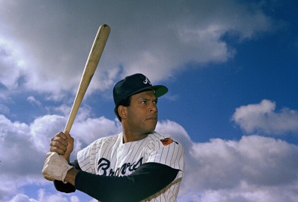 Orlando Cepeda, Hall of Fame first baseman nicknamed “Baby Bull,” dies at 86  | AP News