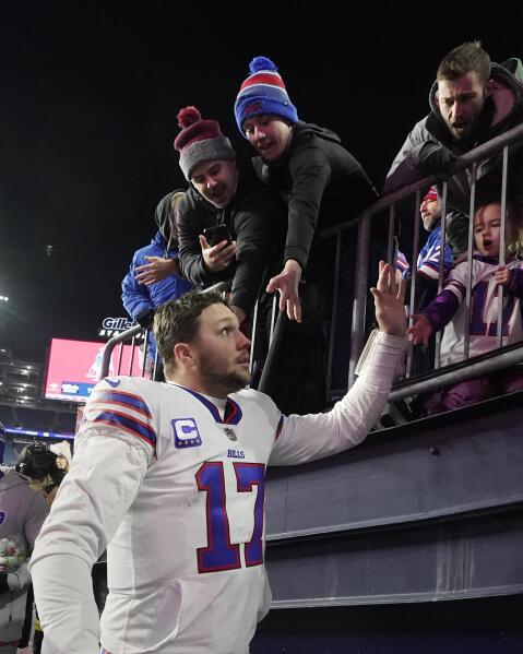 Bills 24-10 Patriots: Tom Brady's possible arrival to Patriots fails to  spark Mac Jones, who falls to historic Bills who own Thursdays