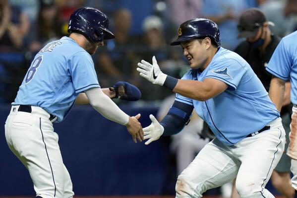 Upton hits three-run homer as Rays edge Jays 6-5