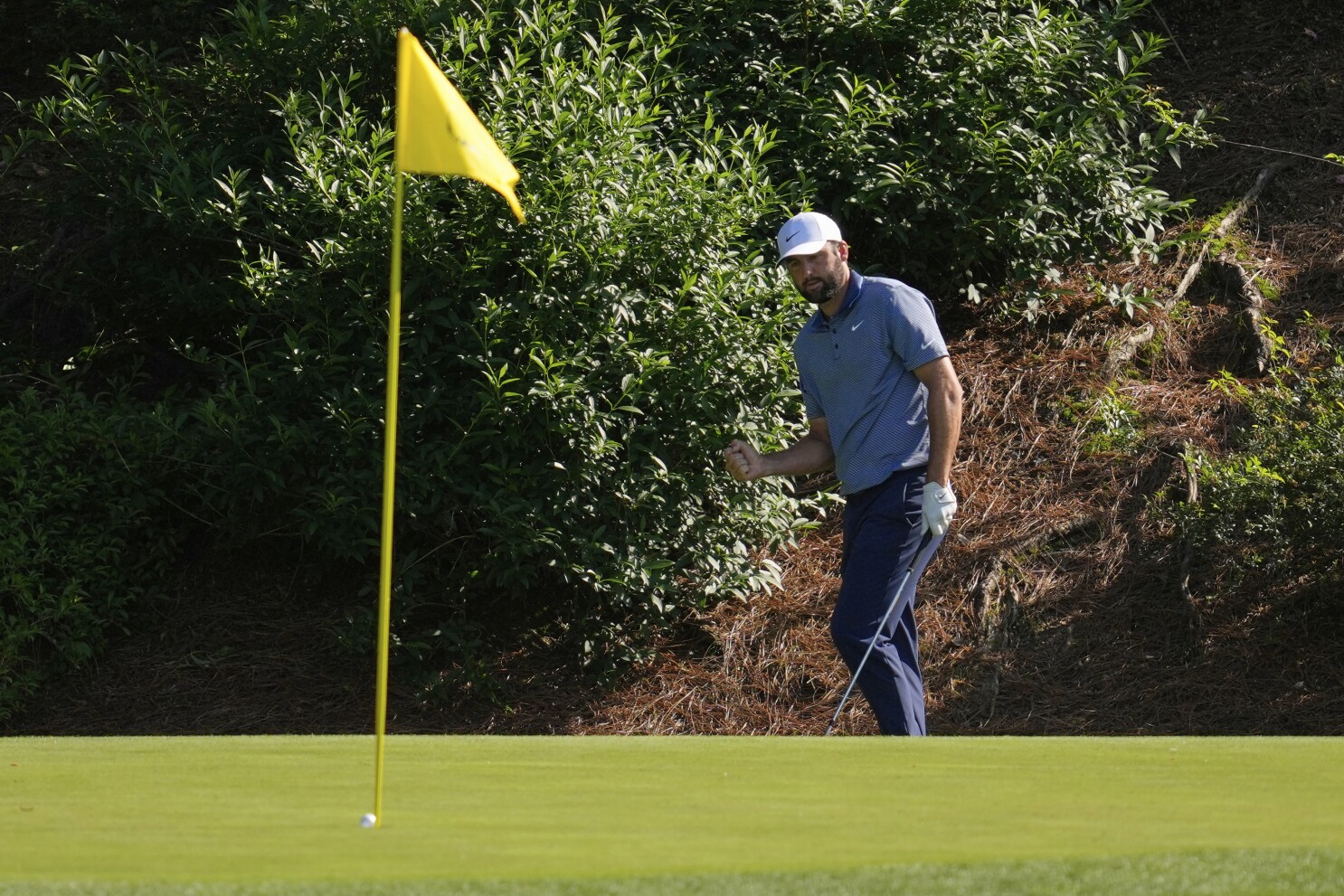 Scottie Scheffler trails by 3 at the Masters