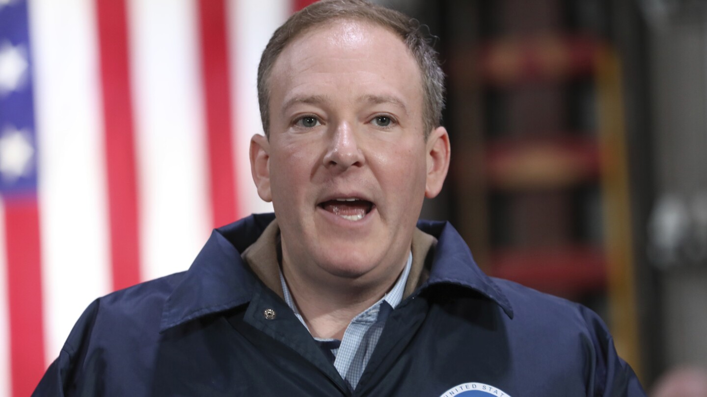 Director de la EPA insta a Trump a reconsiderar hallazgo científico que respalda acción climática