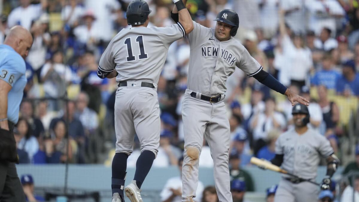 Yankees score runs in final 3 innings for 4-1 victory over Dodgers