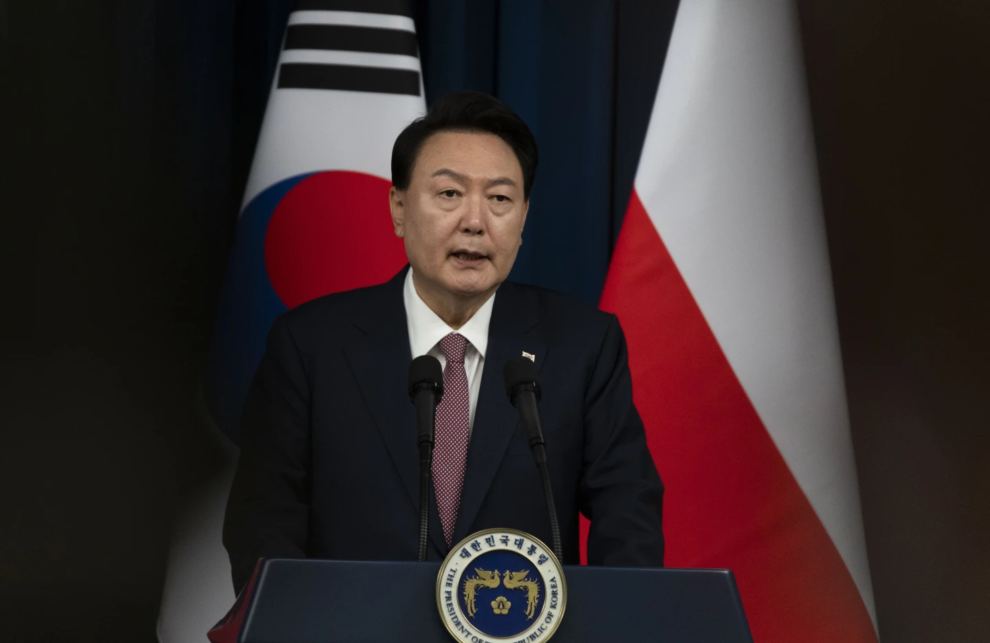 South Korean President Raises Possibility of Supplying Ukraine with Arms
