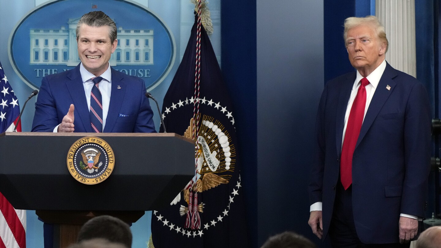 Pentagon prepares to deploy 1,000 more troops to bolster Trump's immigration crackdown