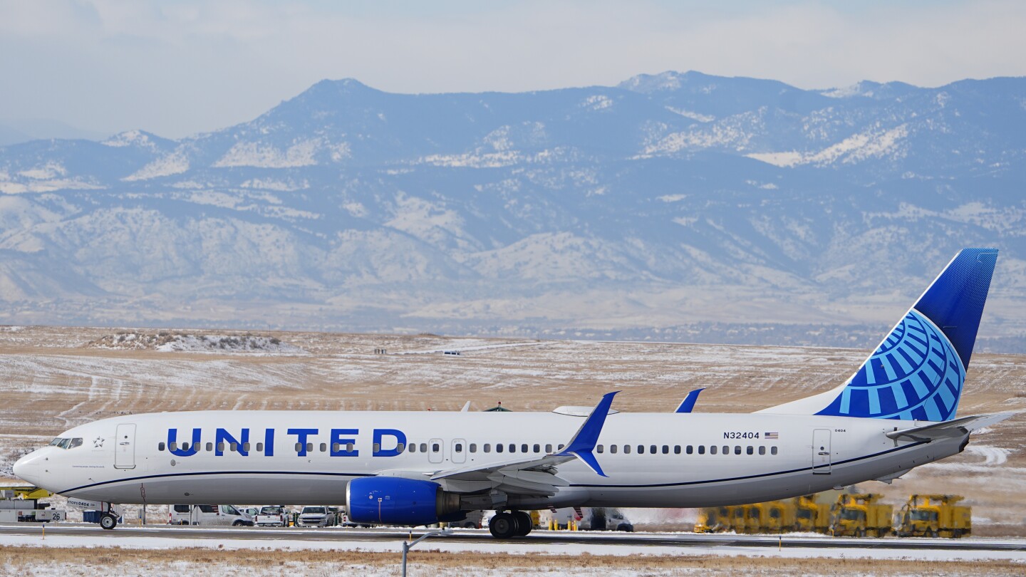 United Airlines Q2 profit rises to .32 billion as travel demand offsets the carrier’s rising costs