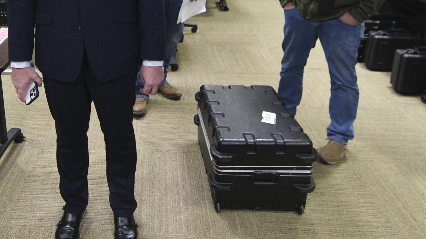 Court sides with state over Pennsylvania county’s handling of voting machines after 2020 election – WHYY