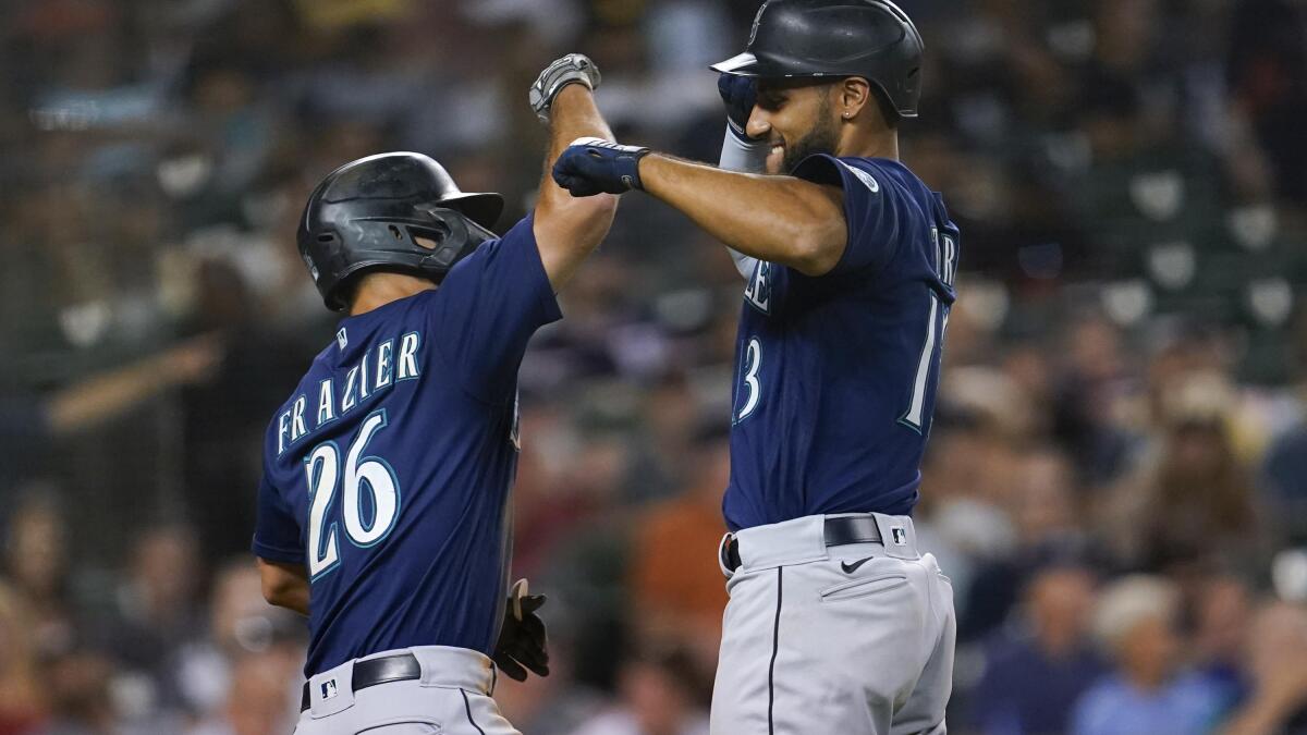 Ex-Mariners relive night they were on wrong side of history, 34