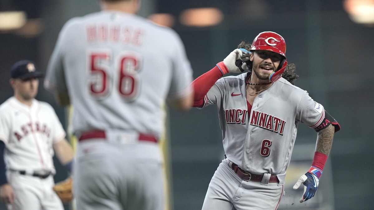 India's hit in 9th gives Reds 4-3 win over Cubs