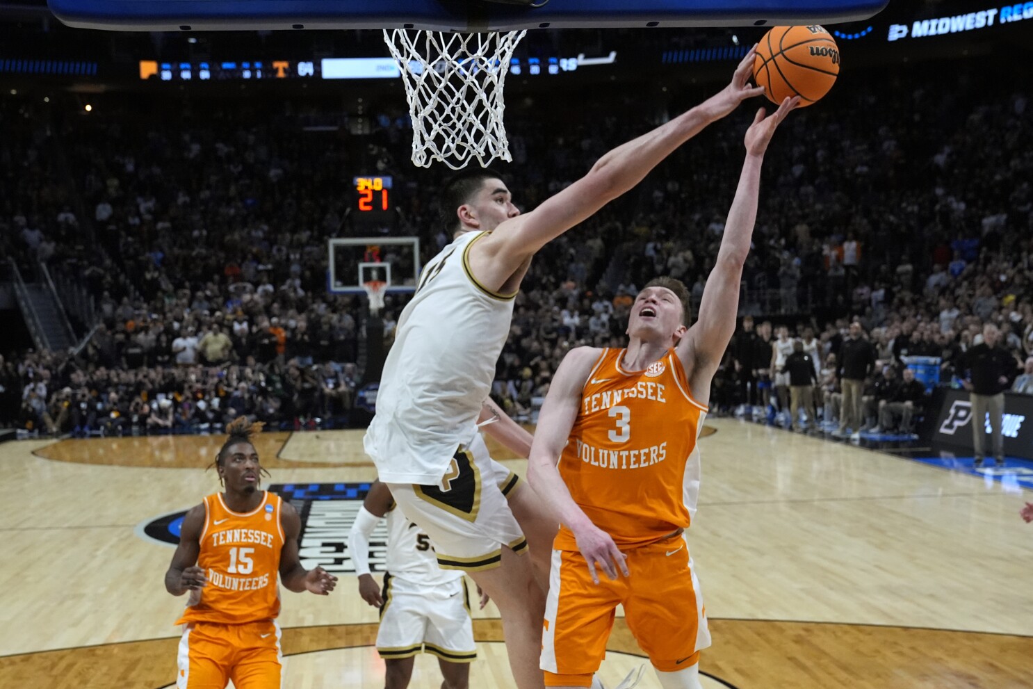 College Basketball Updated 2024 National Championship Odds as March
