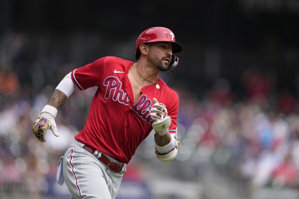 Nick Castellanos slams two more homers as Phillies eliminate top