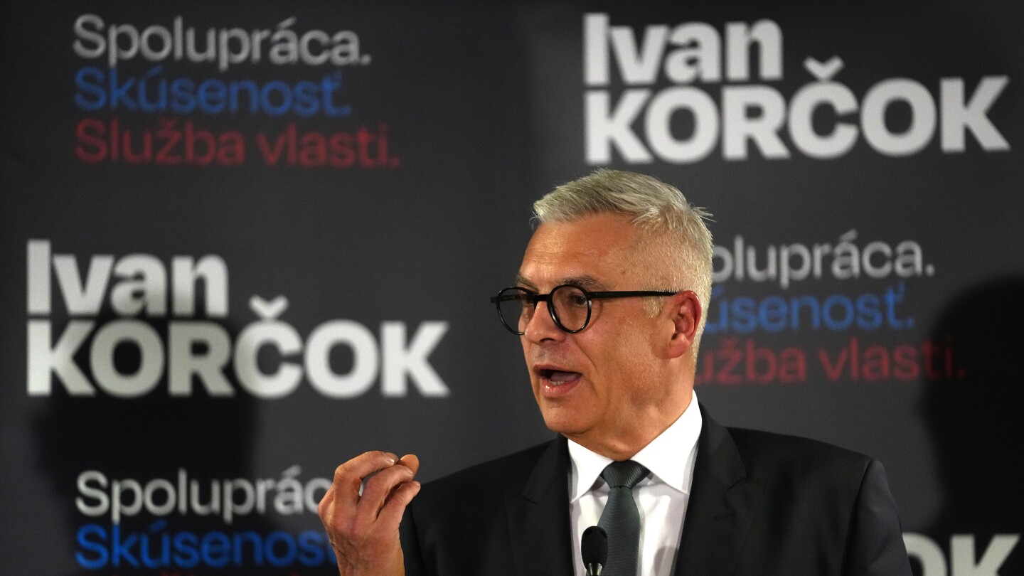 Photo of Prozápadný diplomat a spojenec populistického premiéra v slovenských prezidentských voľbách