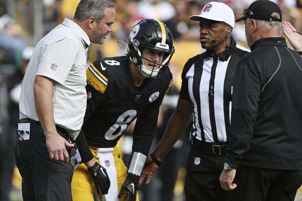 Brian Flores' return to Florida not a focus for Steelers players