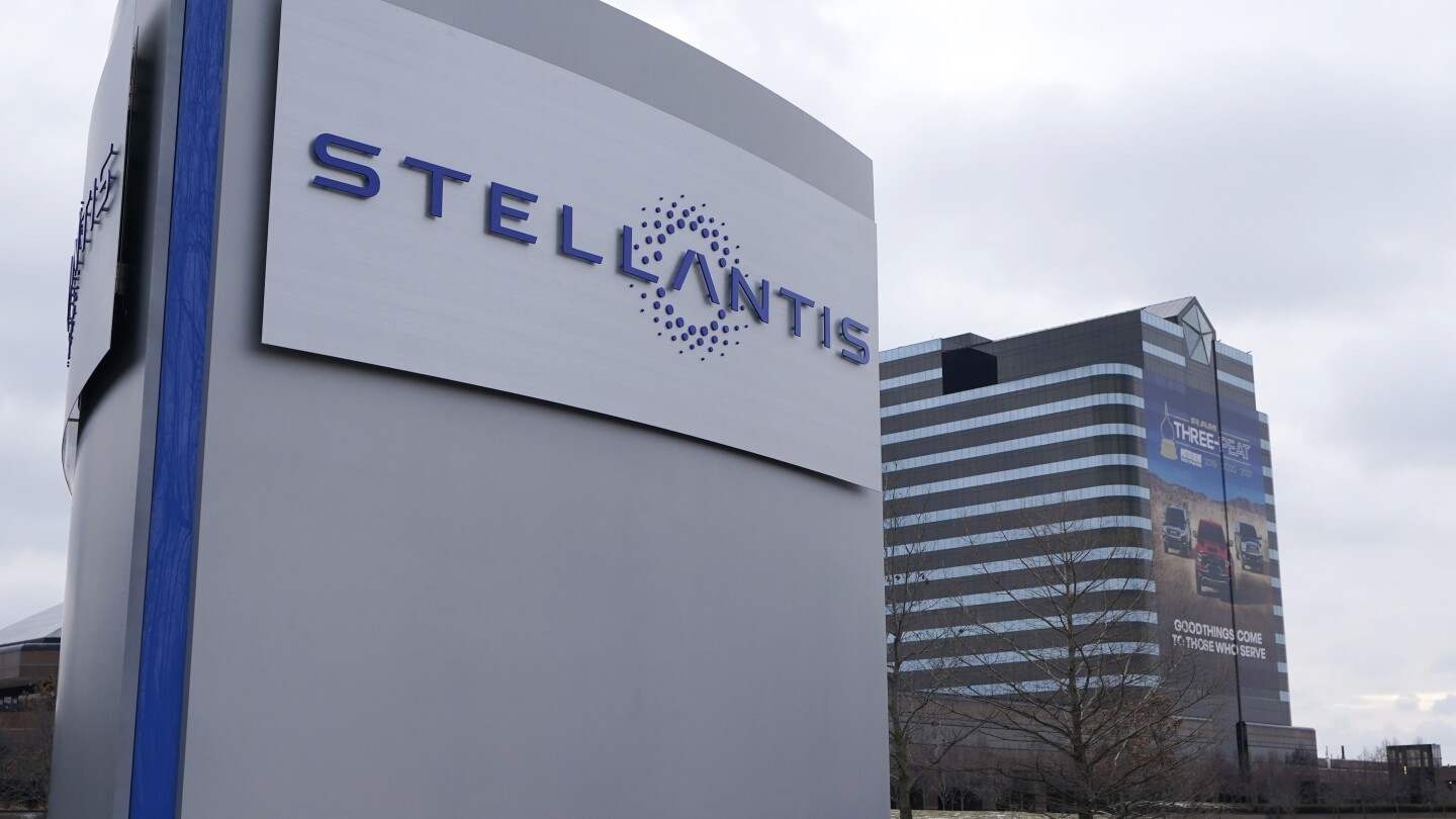 САКРАМЕНТО, Калифорния (AP) — Stellantis, един от най-големите производители на