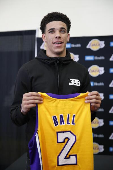 How involved would LaVar Ball actually be if the Lakers drafted Lonzo? -  Los Angeles Times