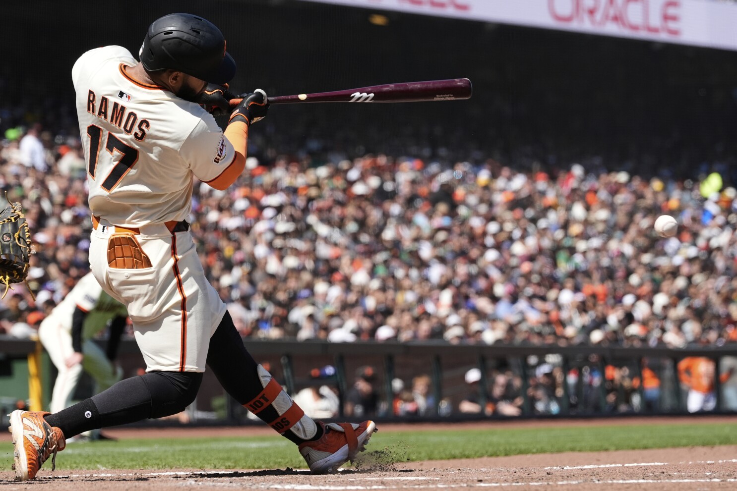 Heliot Ramos homers and hits go-ahead single as Giants beat Athletics 3-2 for a series sweep