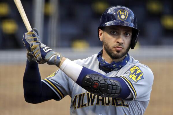 Ryan Braun officially retires after 14 years with the Milwaukee Brewers