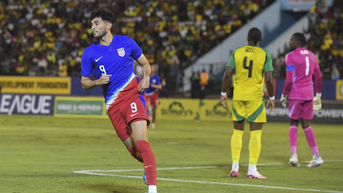 USMNT Wins 1-0 in Kingston Quarterfinal