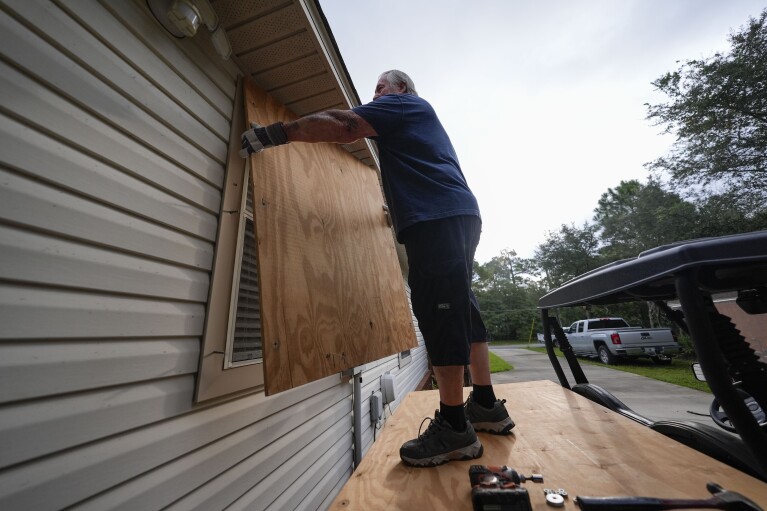 Hurricane Helene live tracker Evacuation zones, live updates, forecast