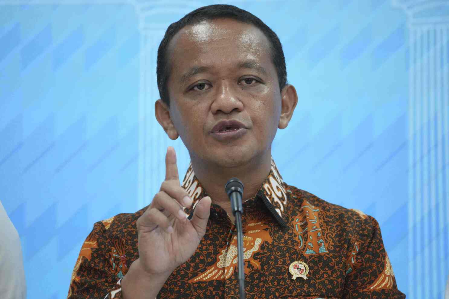 Indonesia stops nickel mining operations at top tourist diving destination