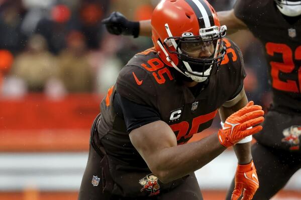 Jedrick Wills Jr. Cleveland Browns Game-Used Black Gloves vs. Houston Texans on December 4 2022