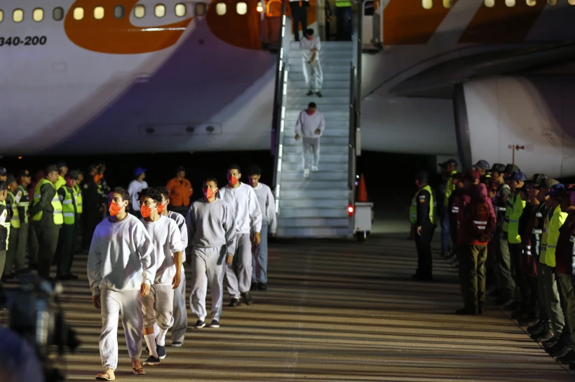 Venezuela to Resume Repatriation of Migrants After Deal with U.S., Official Says