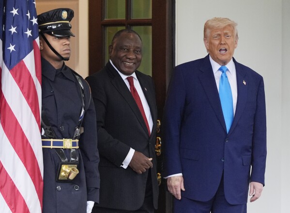 President Donald Trump welcomes on Wednesday, May 21, 2025, in the White House in the White House in Washington in the White House. (AP Photo/Julia Demare Nikinson)