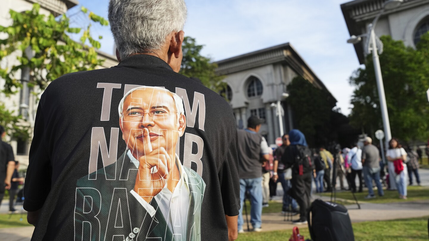 Najib Razak Wins Appeal for House Arrest
