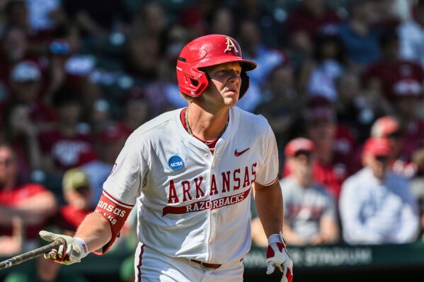Arkansas batter Reese Robinett (18) against North Dakota State during an NCAA regional baseball game on May 30, 2025, in Fayetteville, Ark. (AP Photo/Michael Woods, file)