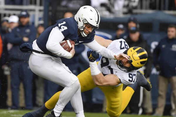 PFF College on X: Aidan Hutchinson: Most sacks in season by any Michigan  defender, ever (13) @UMichFootball  / X