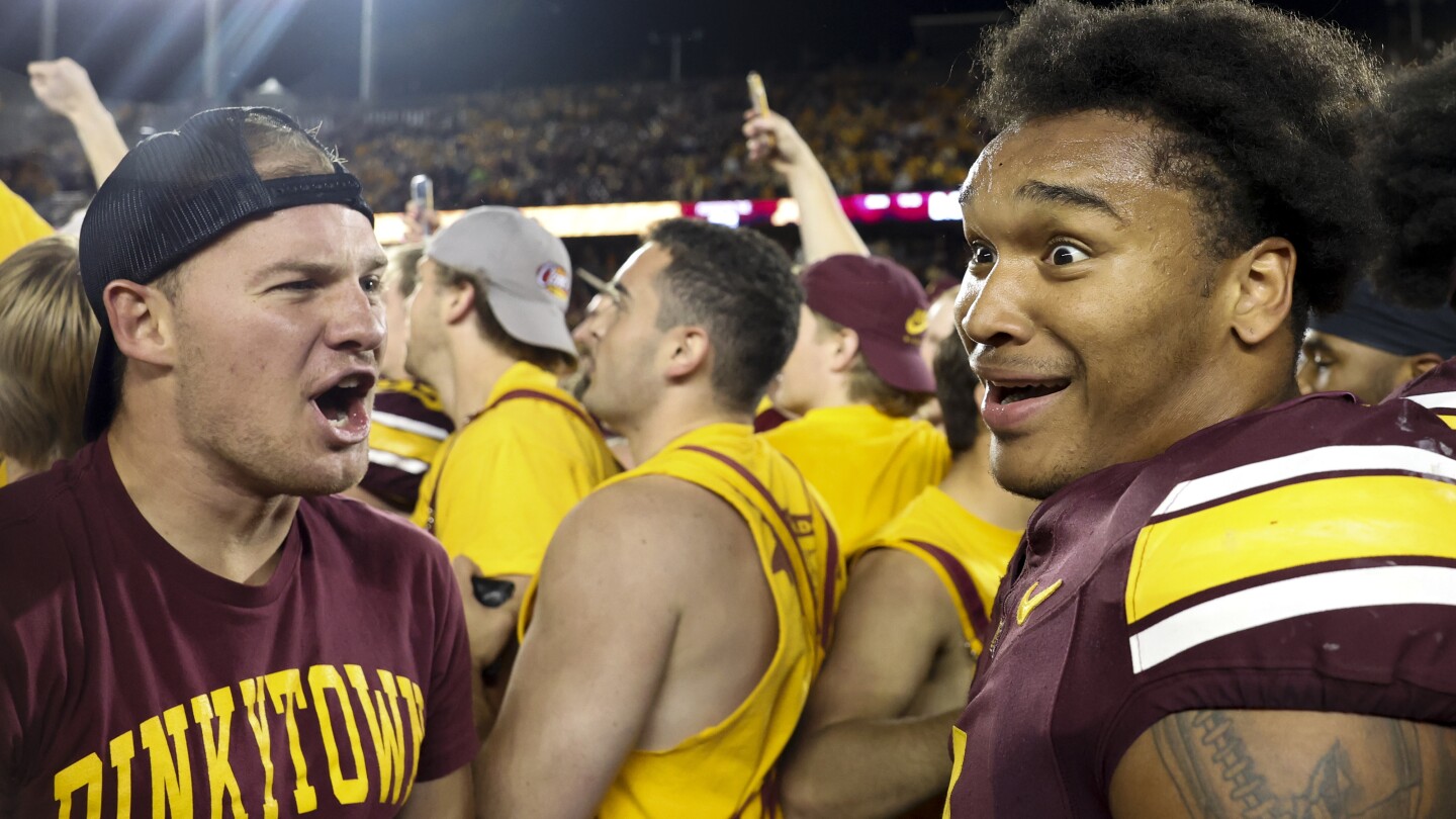 Minnesota Gophers Triumph in Football and Hockey