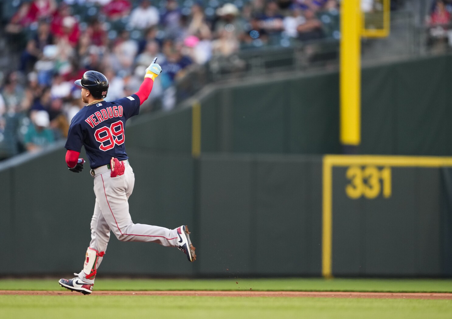 Story hits 3 homers for Red Sox in 12-6 win over Mariners - What's