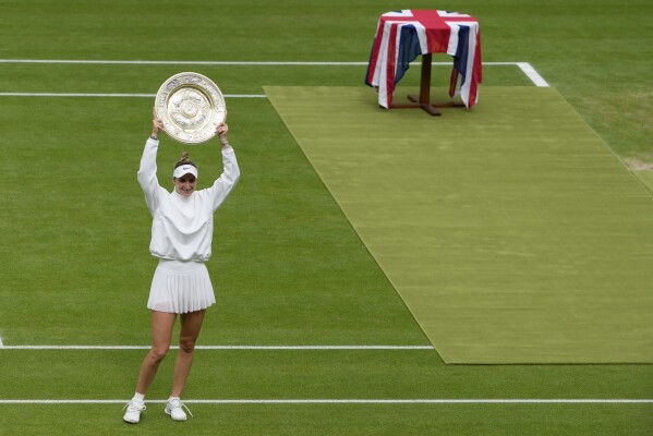 Marketa Vondrousova is Wimbledon's first unseeded female champion after  beating Ons Jabeur, wimbledon 2024 