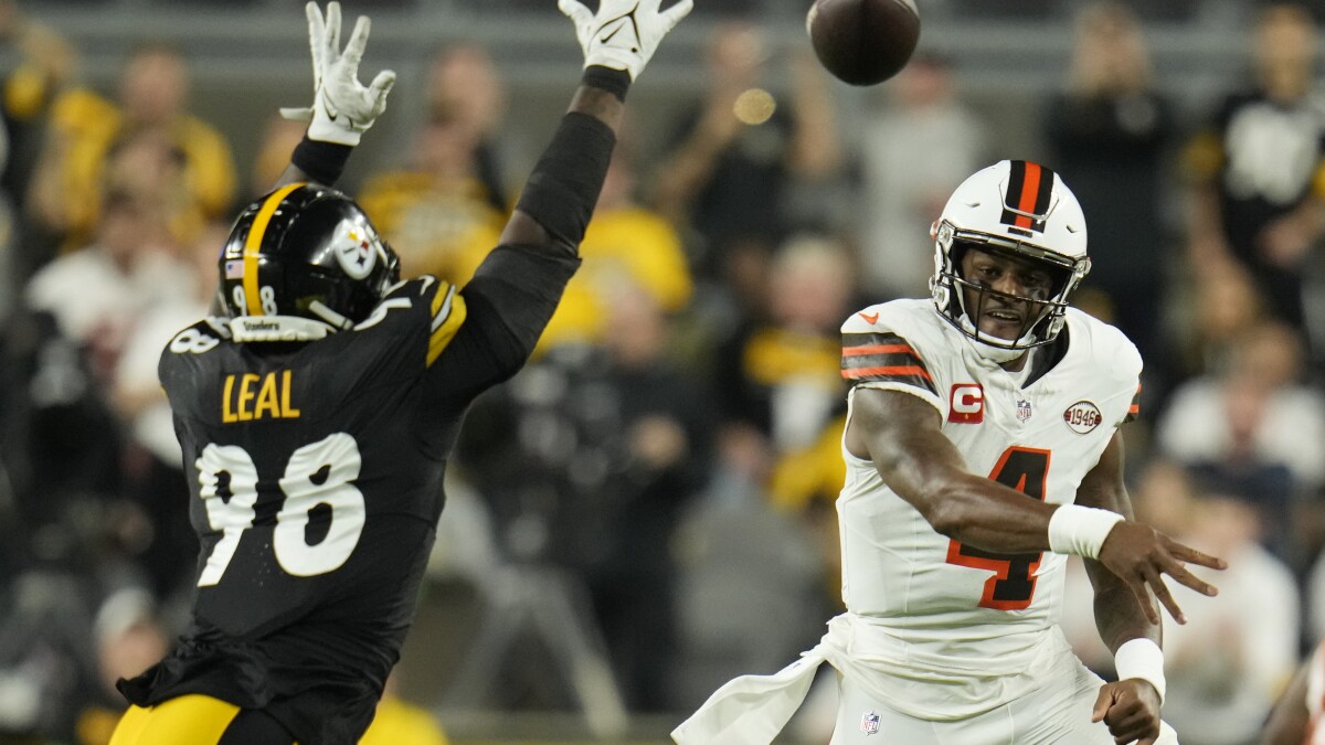 NFL Week 18 Game Recap: Pittsburgh Steelers 28, Cleveland Browns 14, NFL  News, Rankings and Statistics