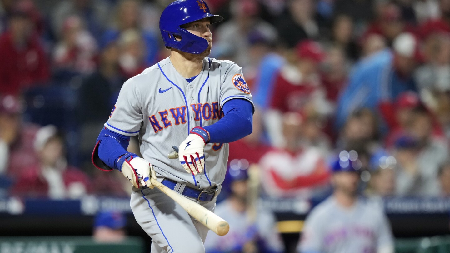 Mets' Brandon Nimmo Dealing With Right Quad Contusion - Sports Illustrated  New York Mets News, Analysis and More