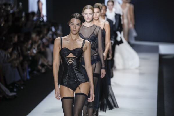 MILAN FASHION PHOTOS: Naomi Campbell stuns at Dolce&Gabbana in collection  highlighting lingerie