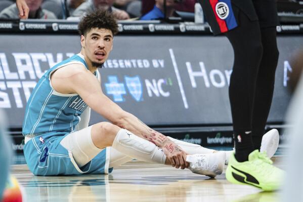 Hornets' LaMelo Ball wears protective ankle braces in first