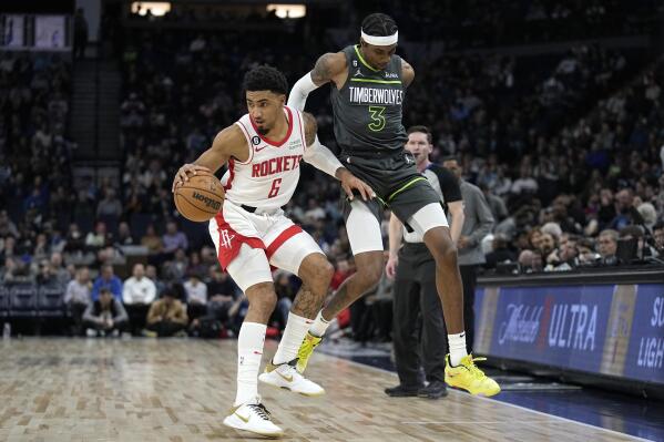 Rising Rockets star Jalen Green drops career-high 42 points, Bucks