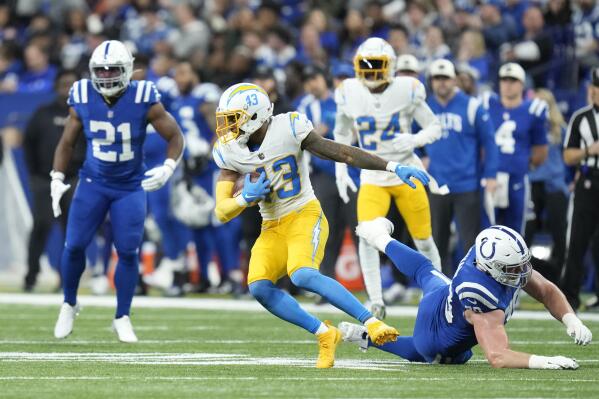 Chargers tackle Rams in SoFi's first game with fans